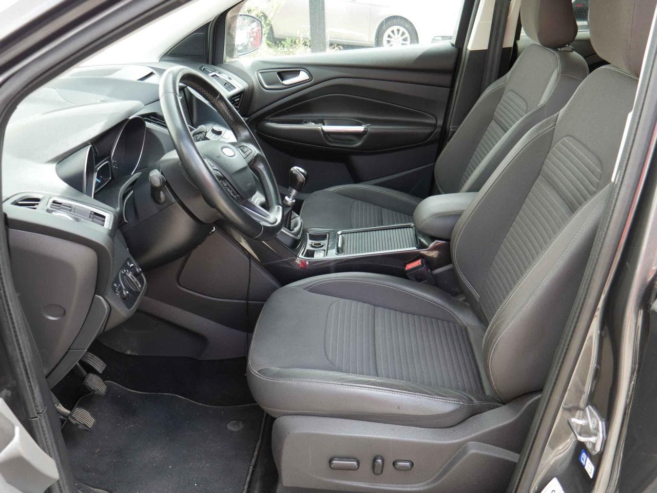 2017 Ford KUGA - 9