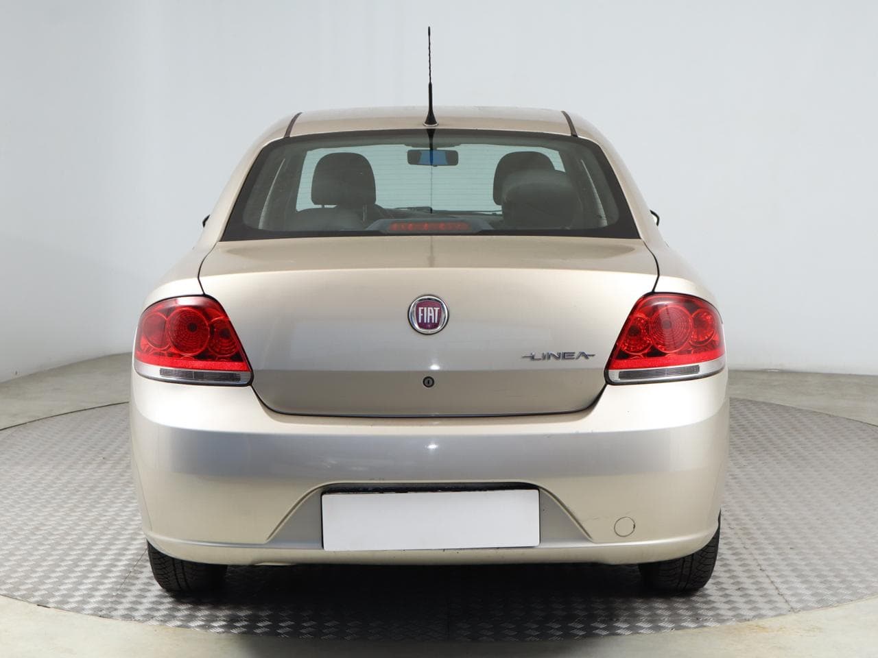 2010 Fiat LINEA - 6