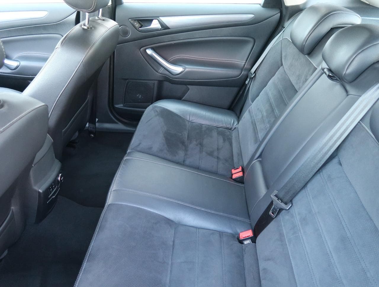 2014 Ford Mondeo - 15