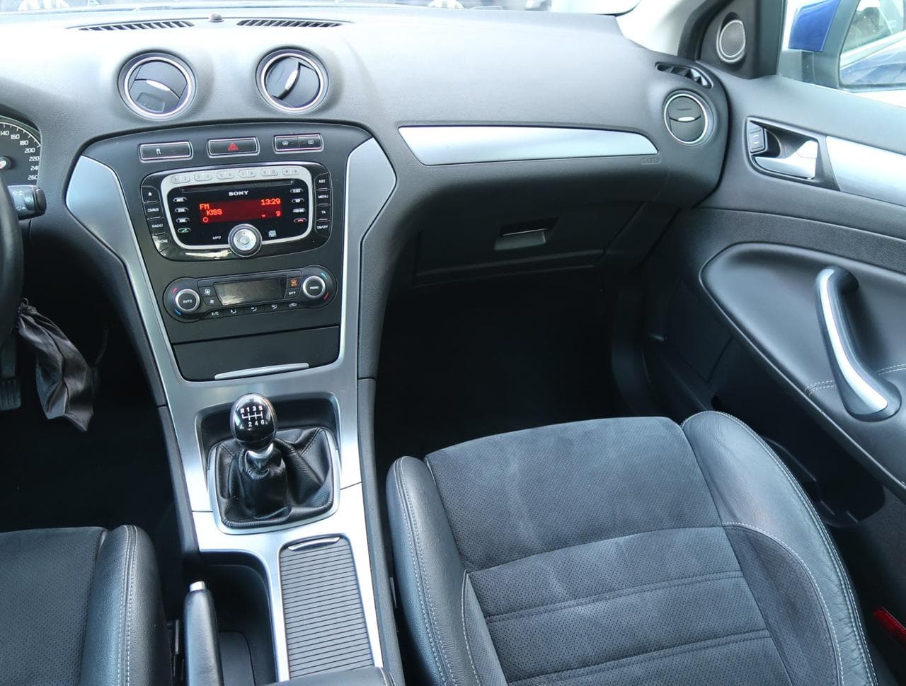 2014 Ford Mondeo - 11