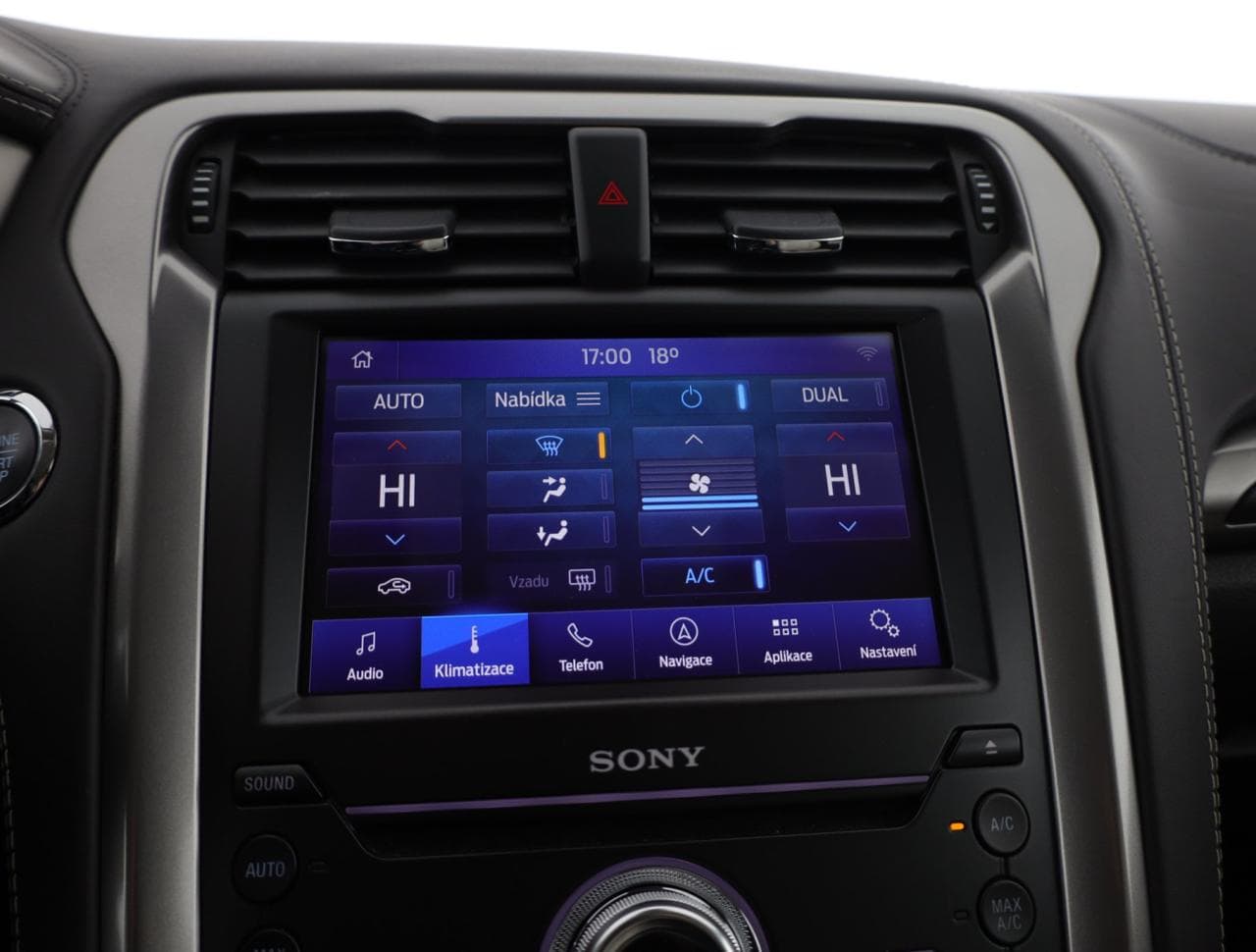 2019 Ford Mondeo - 35