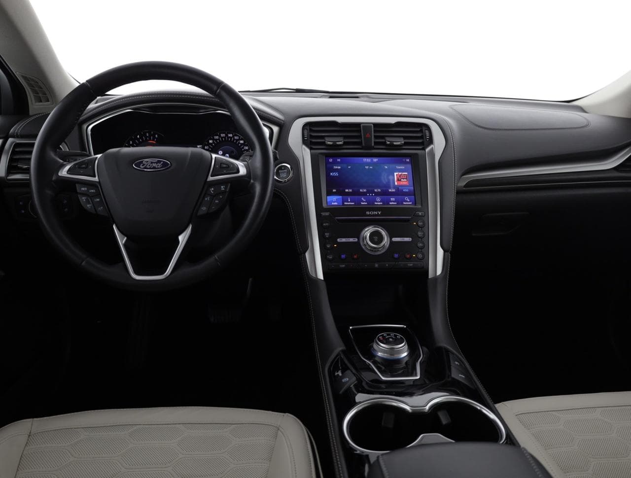 2019 Ford Mondeo - 17