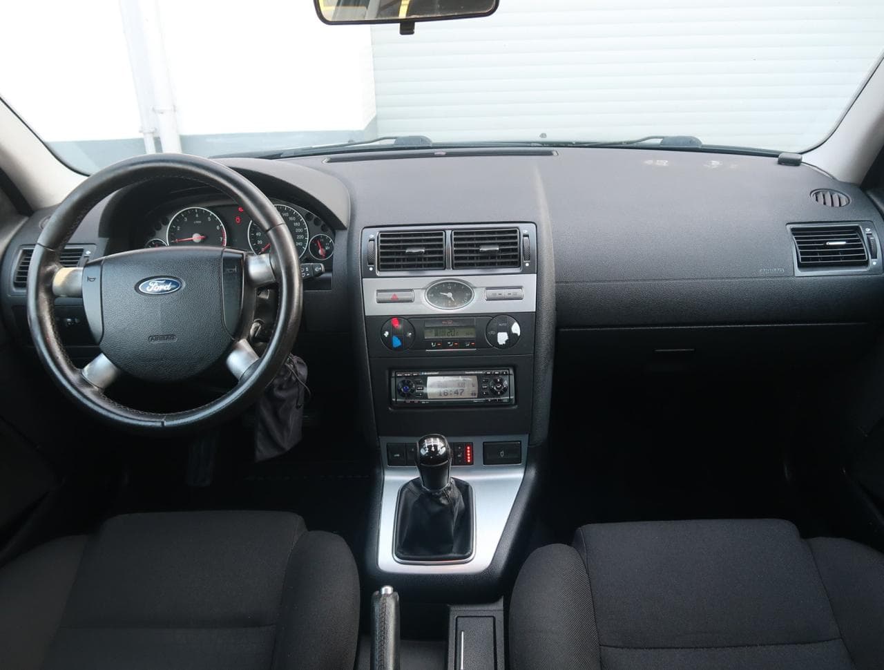 2004 Ford MONDEO - 10