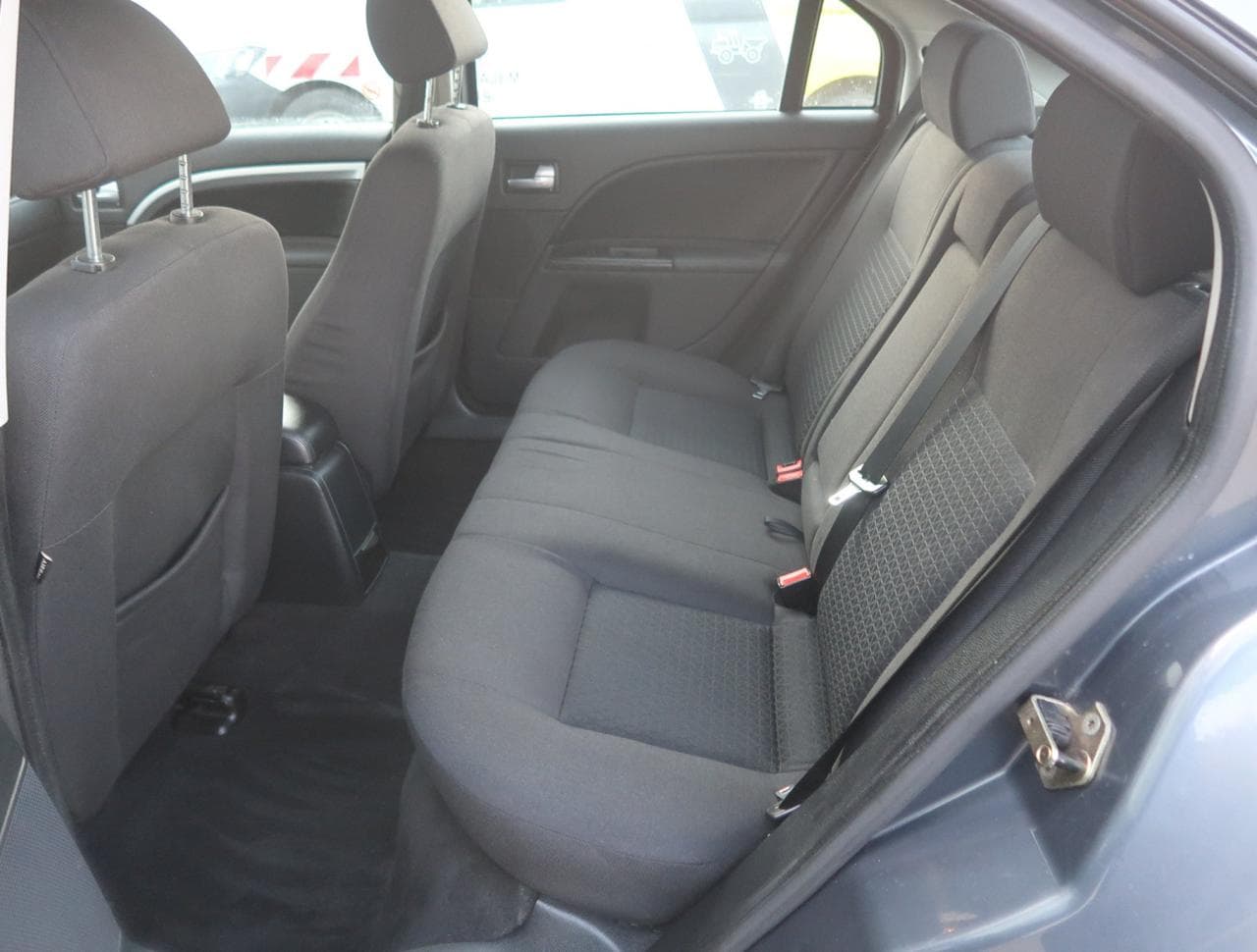 2004 Ford MONDEO - 15