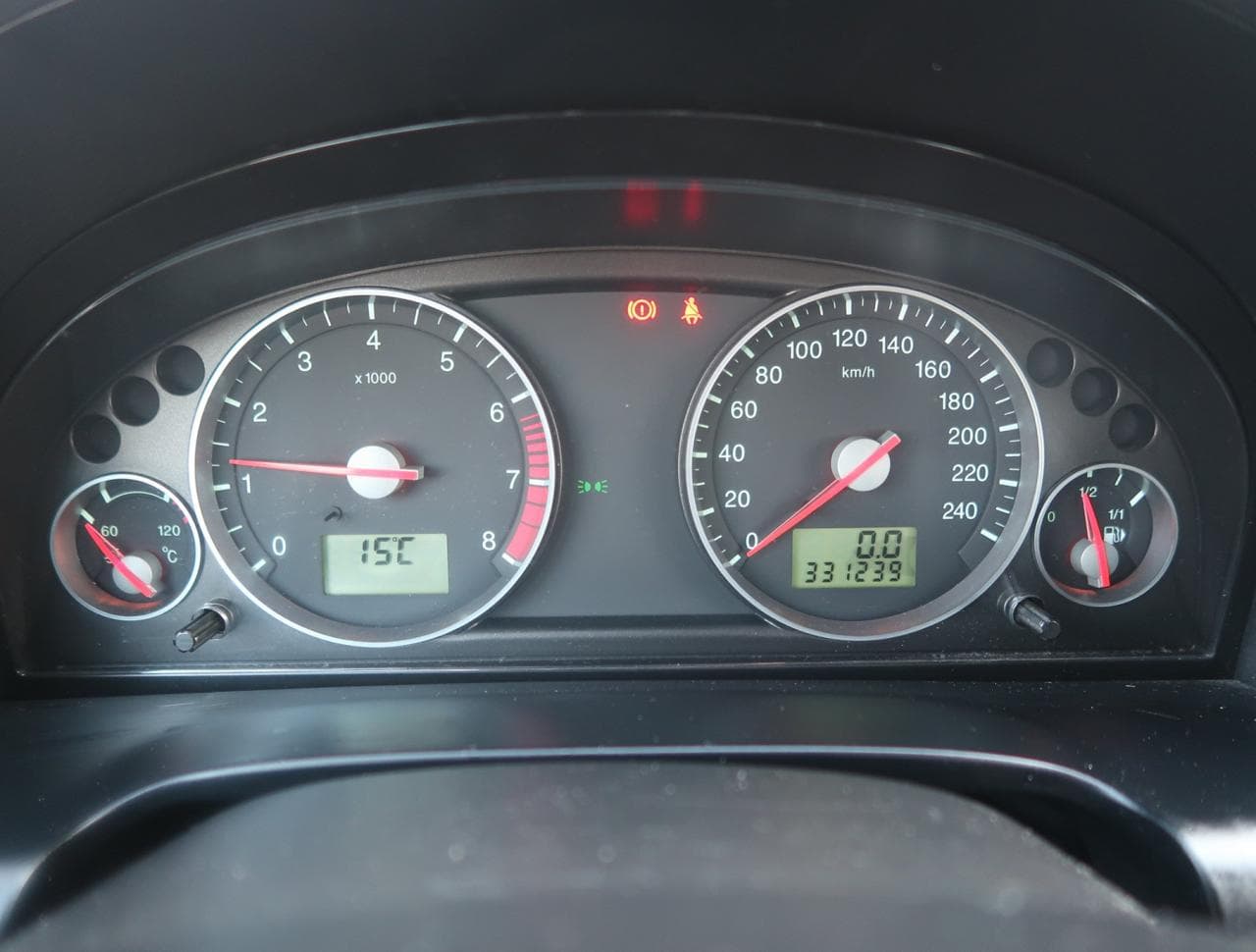 2004 Ford MONDEO - 17