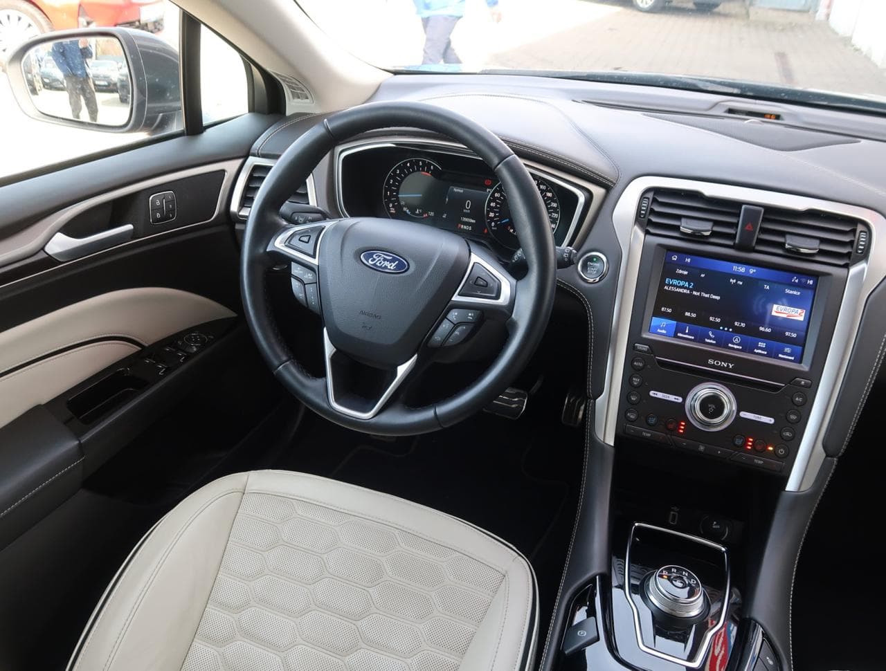 2020 Ford MONDEO - 9