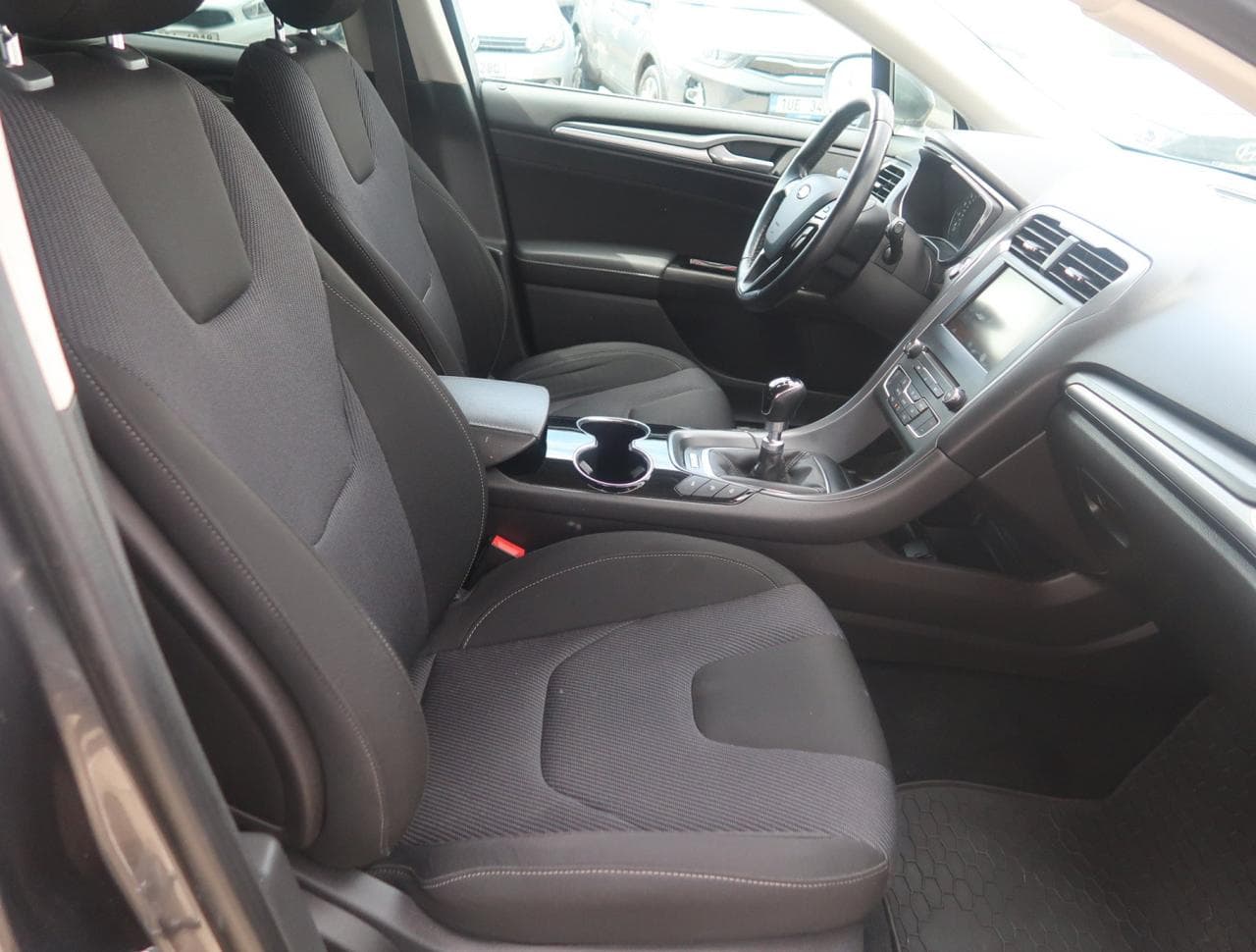 2015 Ford MONDEO - 12