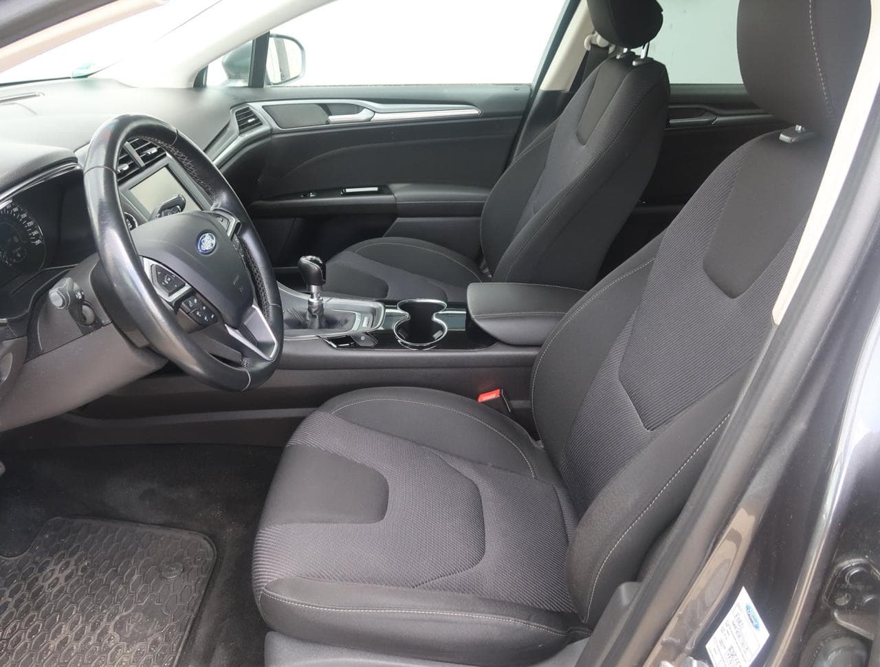 2015 Ford MONDEO - 16