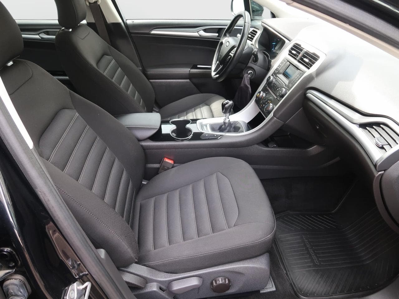 2015 Ford MONDEO - 12