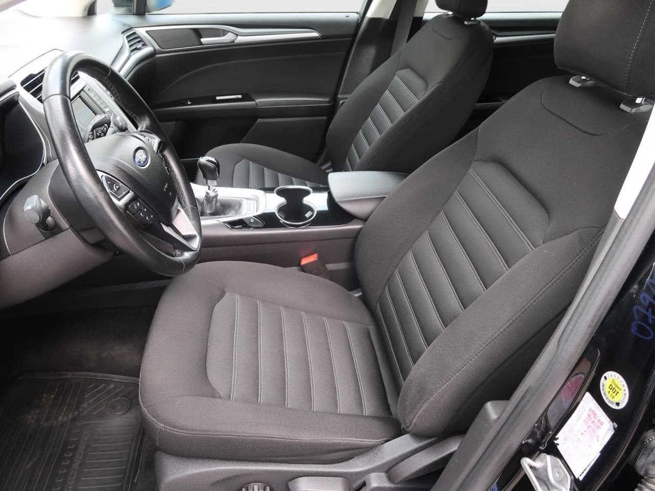 2015 Ford MONDEO - 16