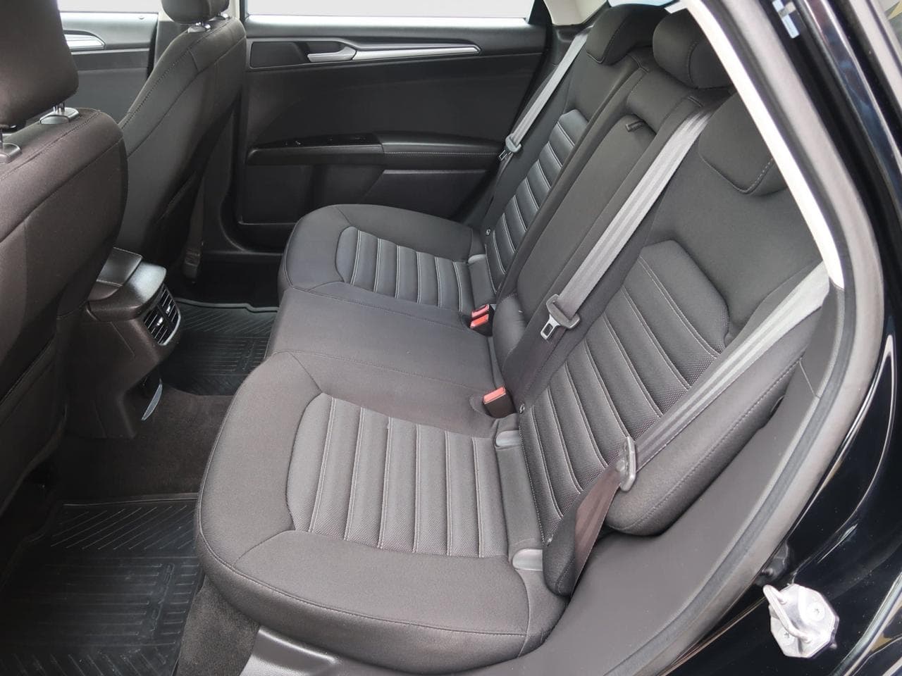 2015 Ford MONDEO - 15