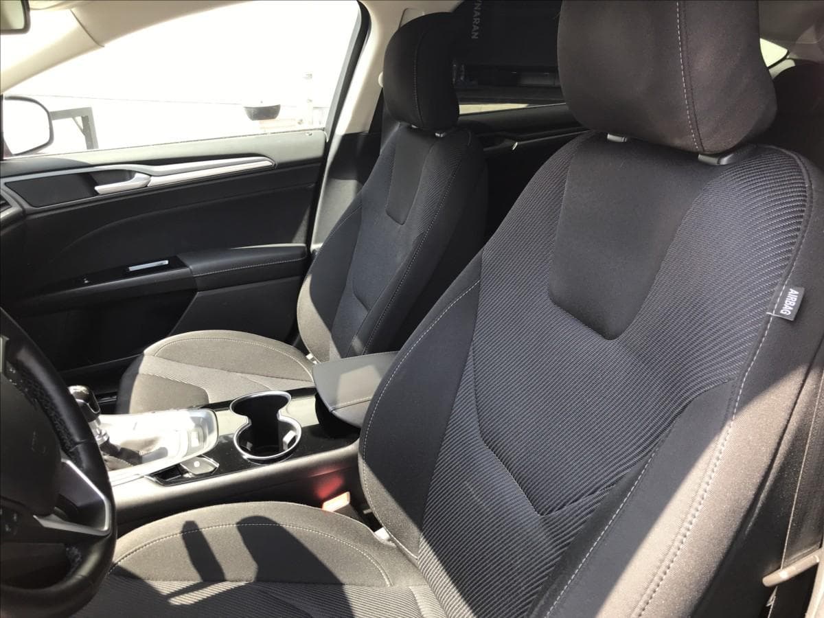 2015 Ford MONDEO - 9