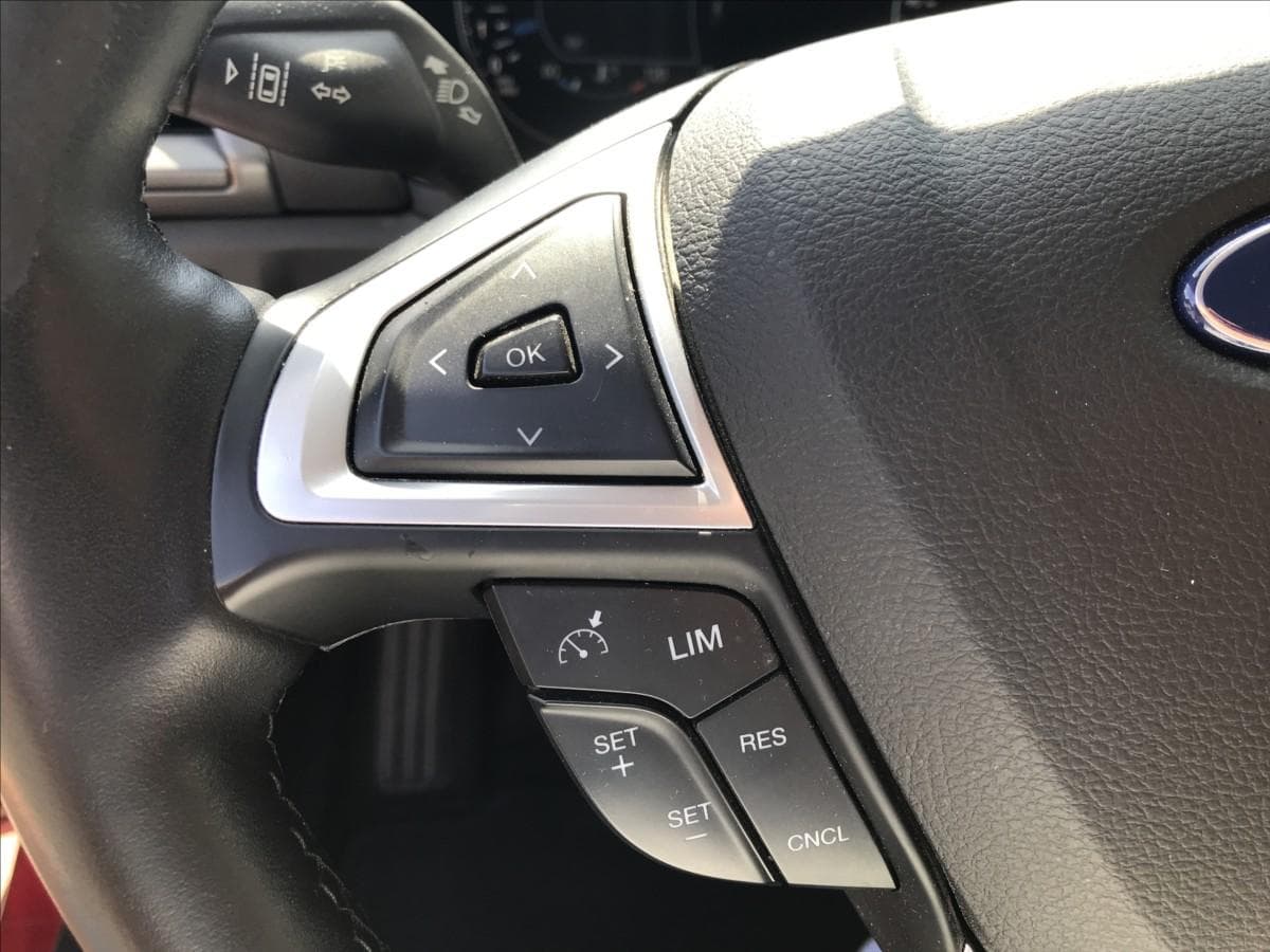 2015 Ford MONDEO - 13