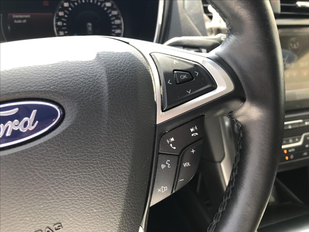 2015 Ford MONDEO - 14