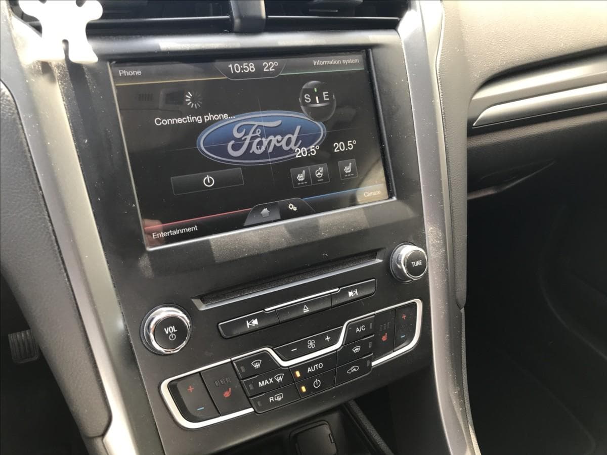 2015 Ford MONDEO - 15