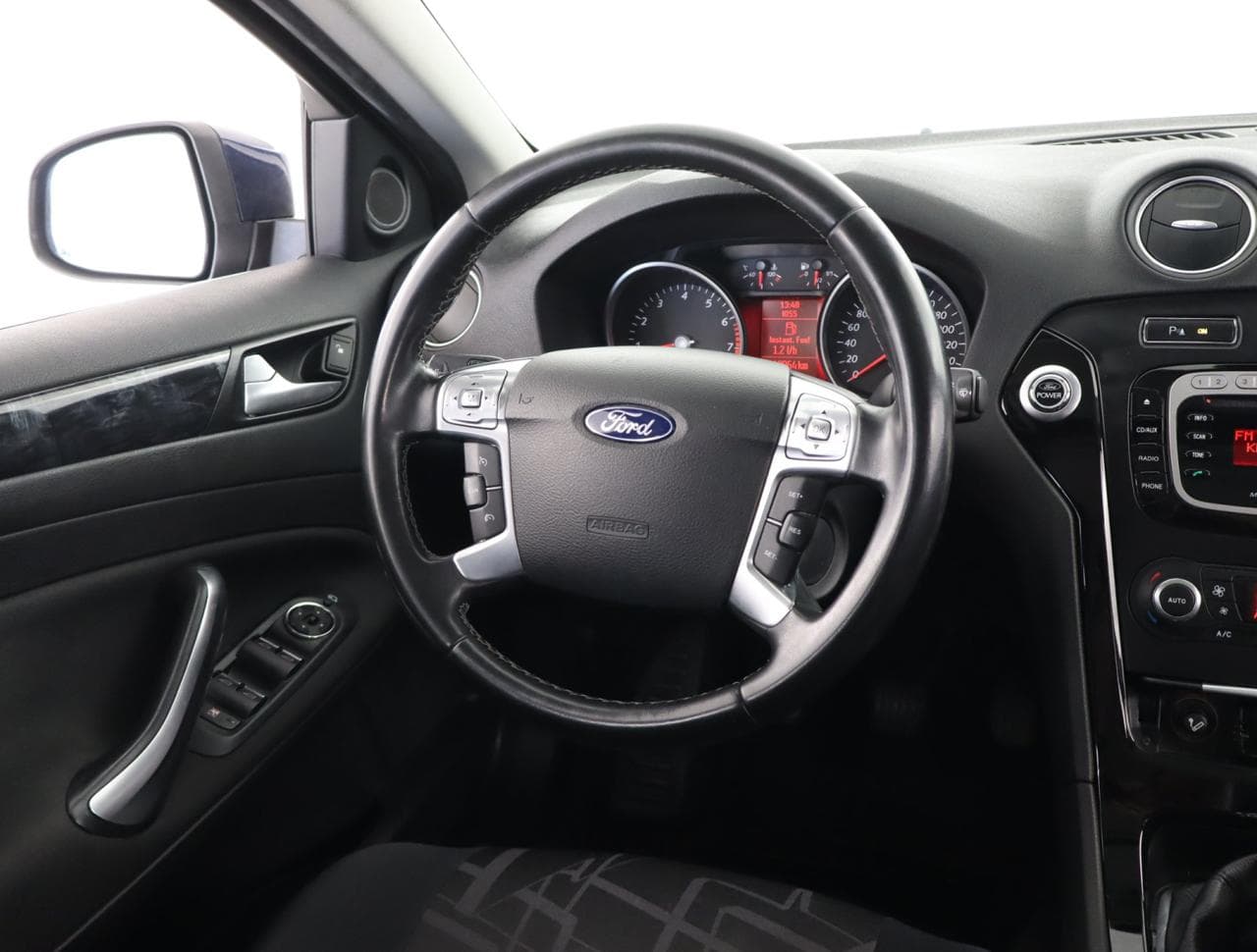 2011 Ford MONDEO - 12