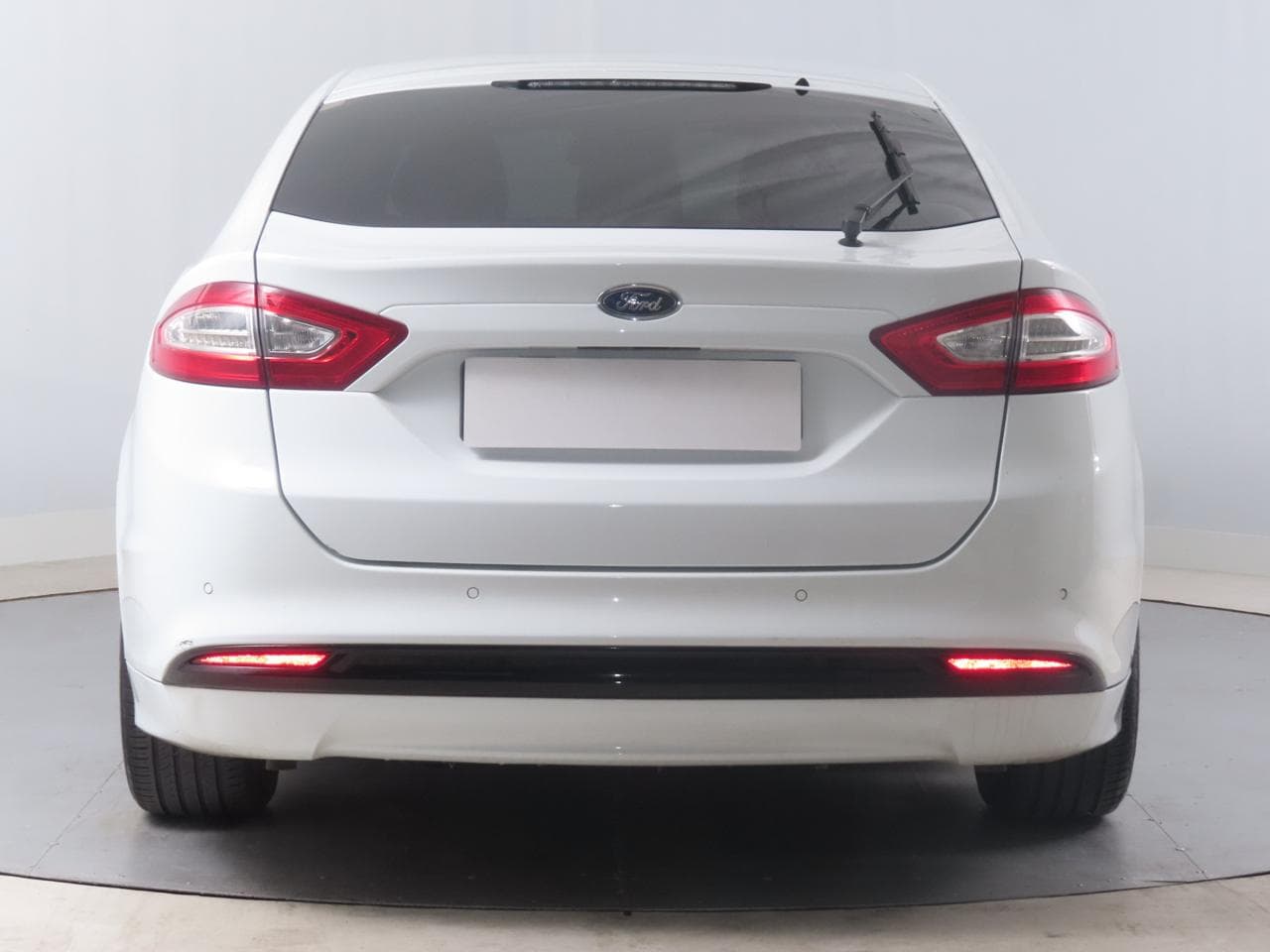 2015 Ford MONDEO - 8