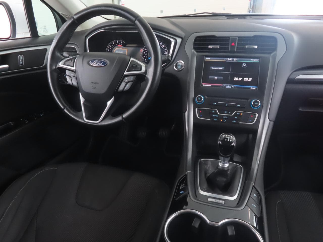 2015 Ford MONDEO - 14