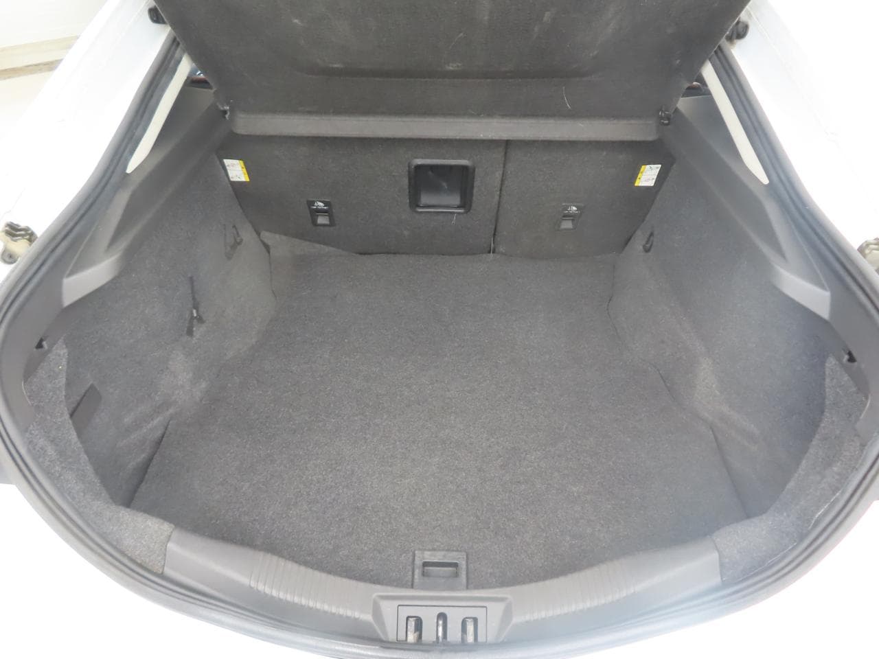 2015 Ford MONDEO - 36