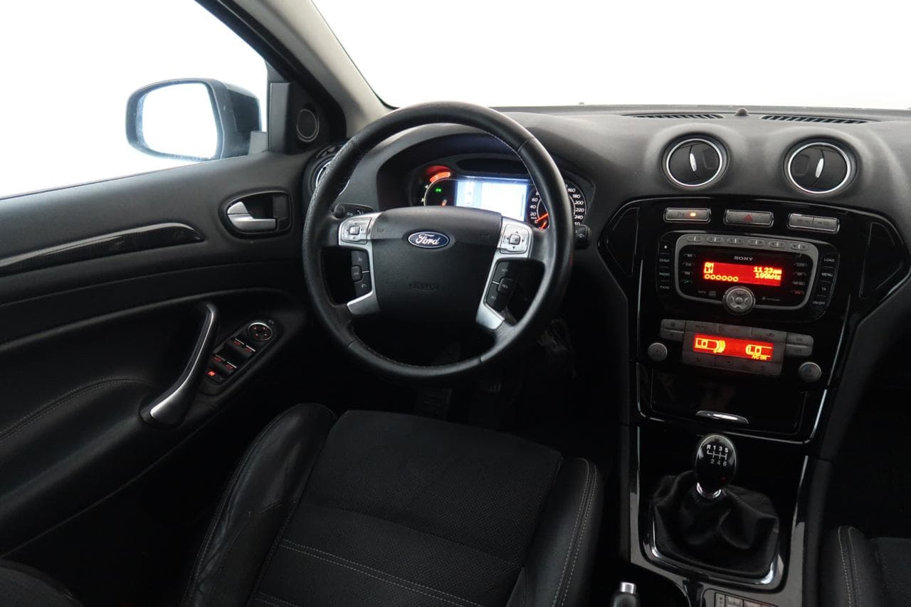 2011 Ford MONDEO - 9