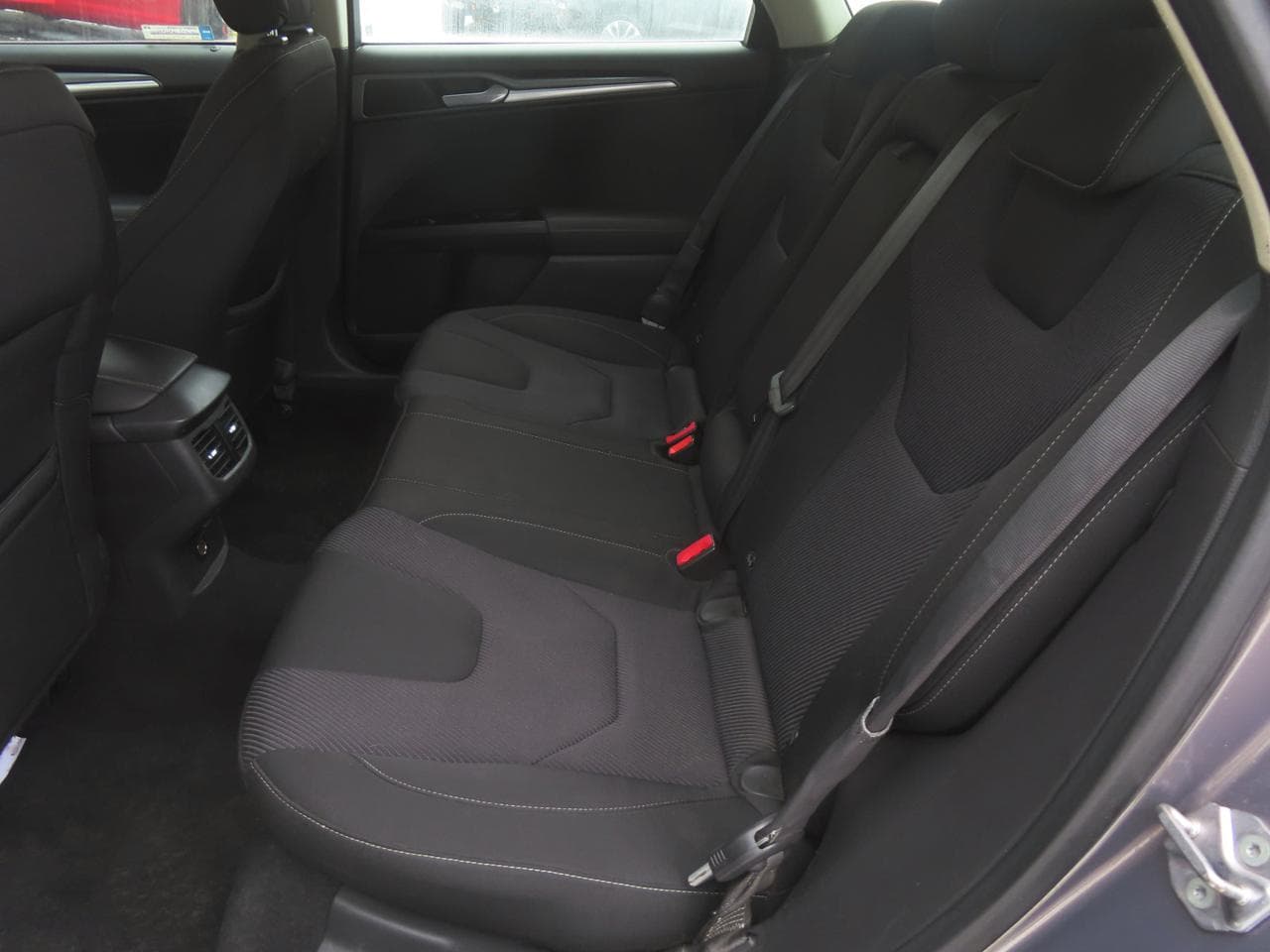 2015 Ford Mondeo - 15