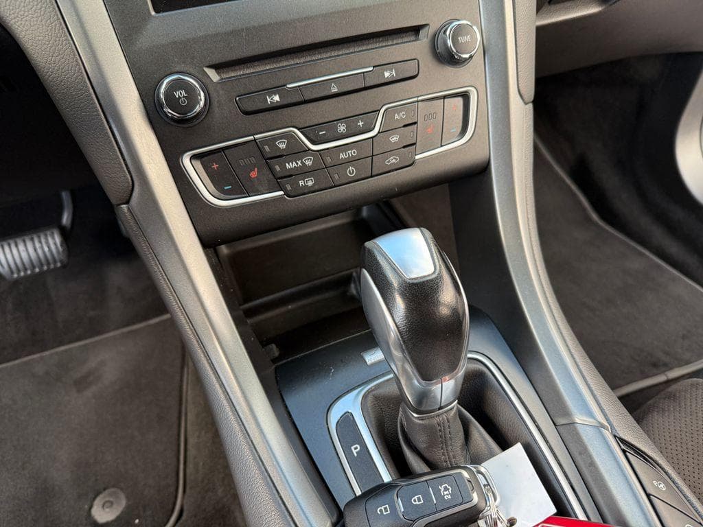2016 Ford MONDEO - 11