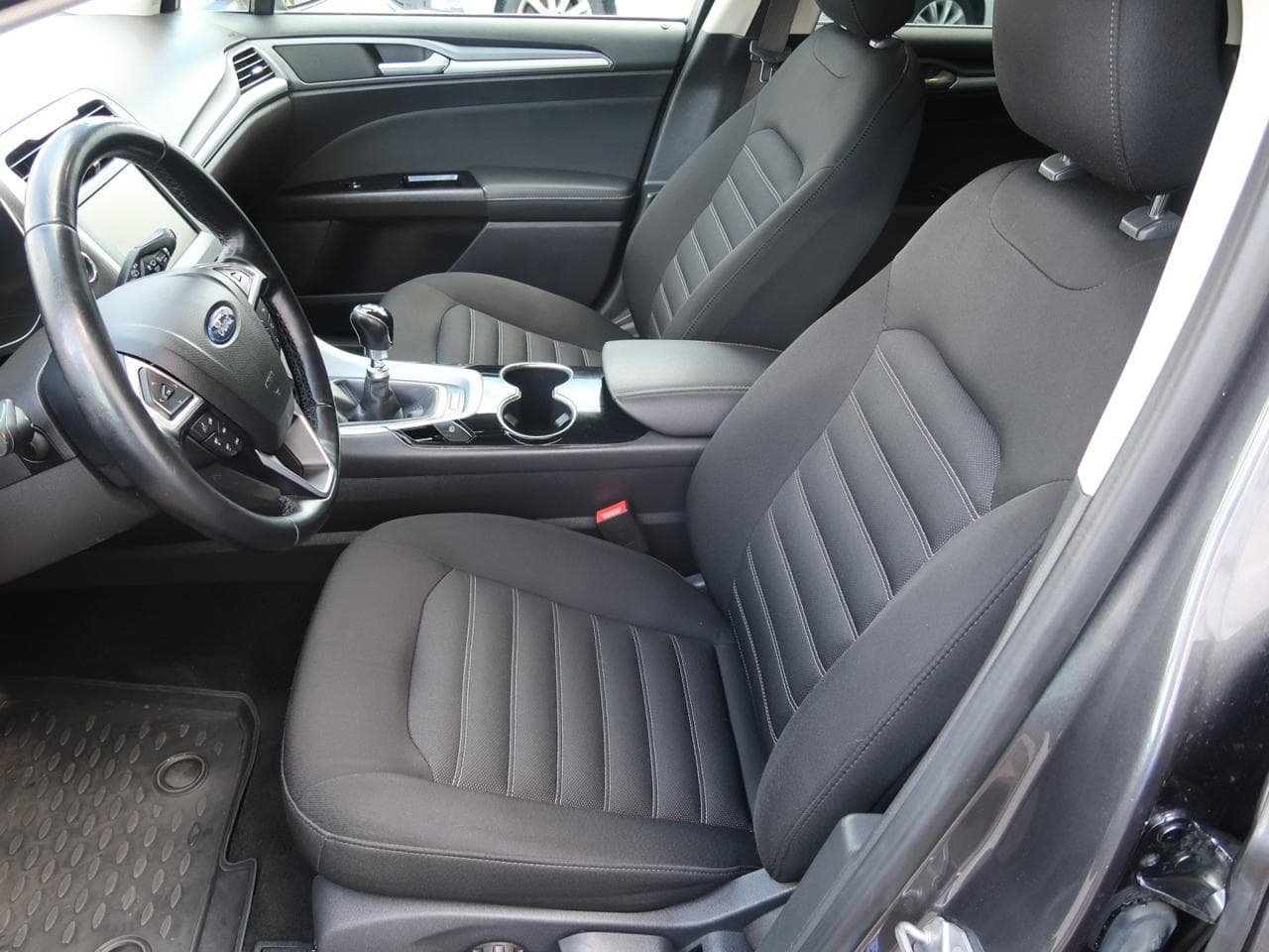 2016 Ford MONDEO - 16