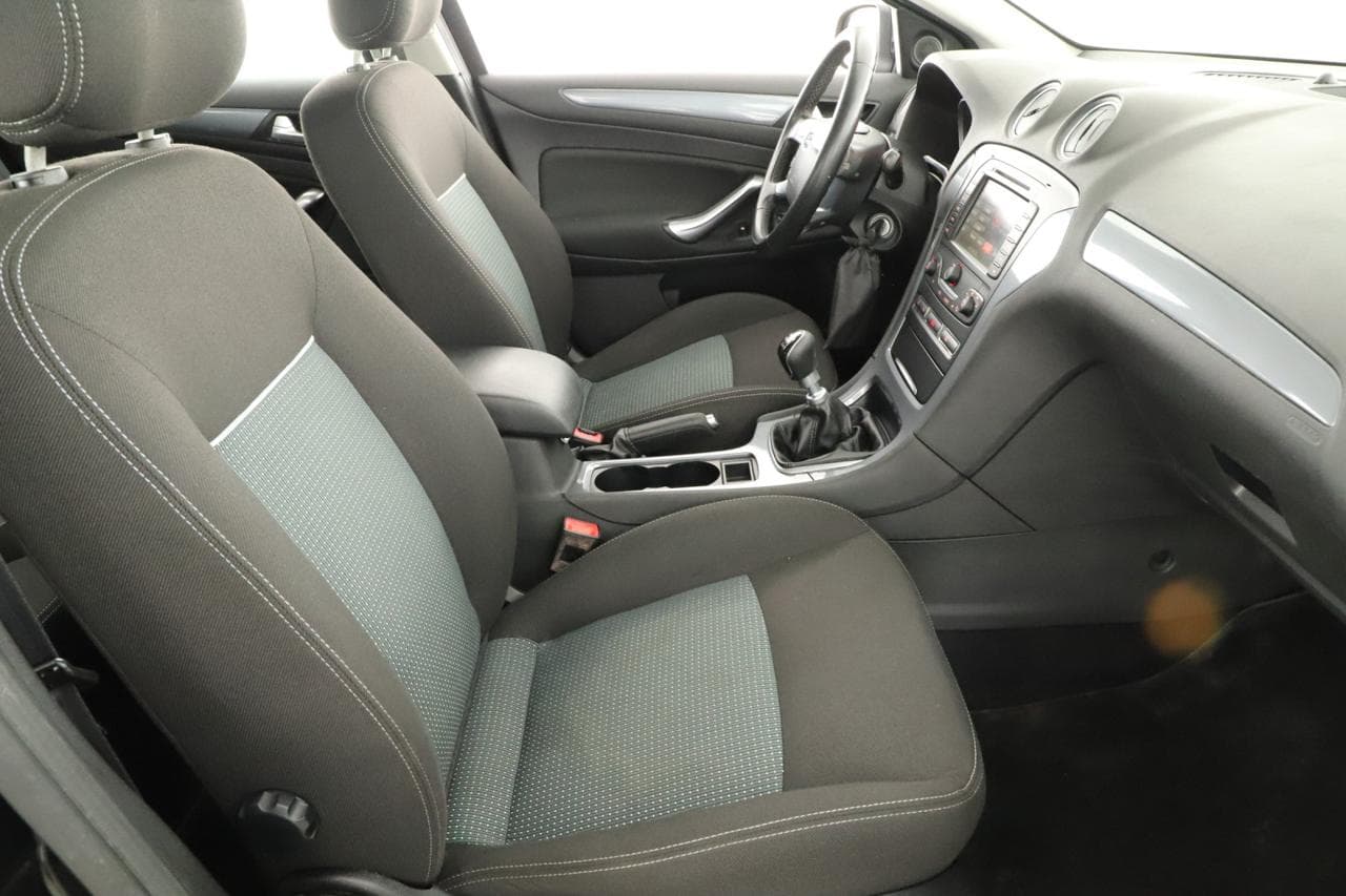 2014 Ford MONDEO - 10