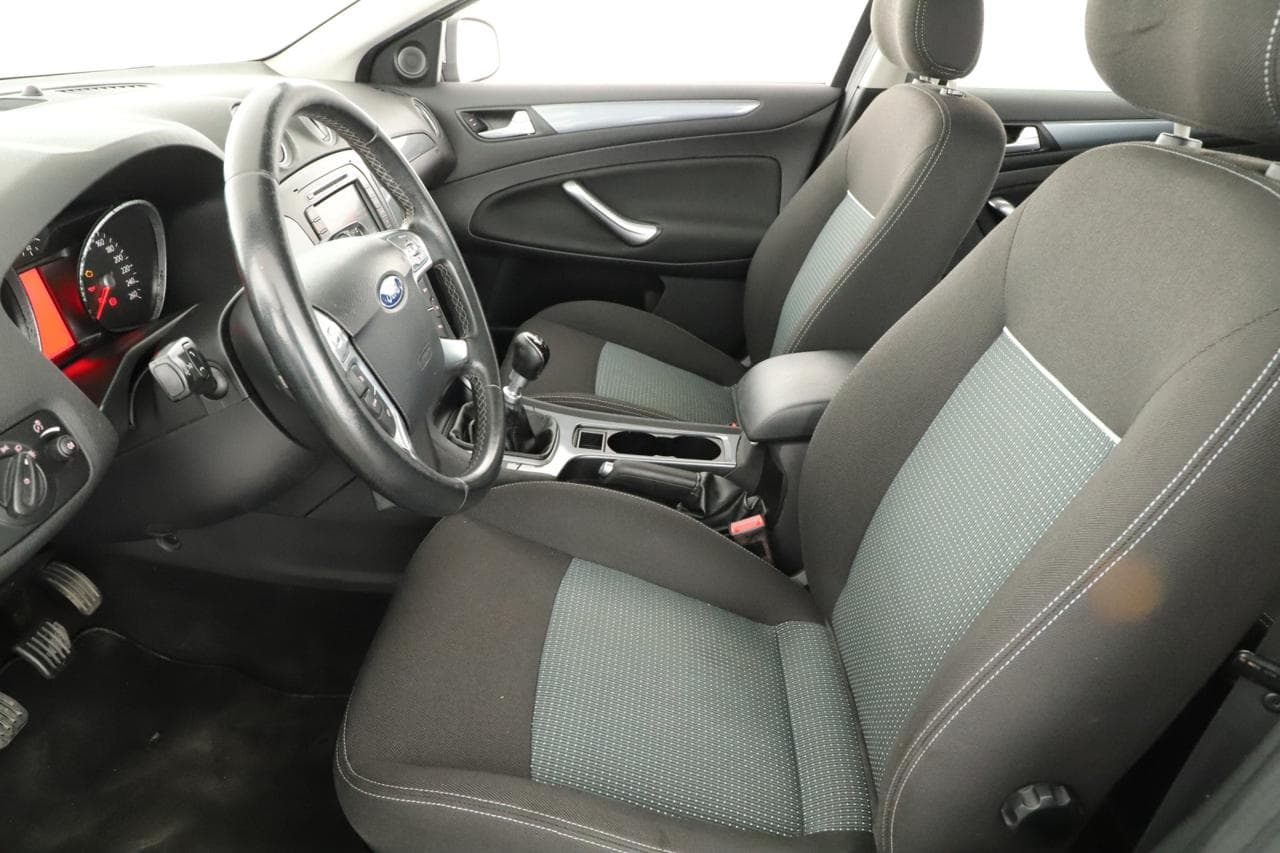 2014 Ford MONDEO - 13