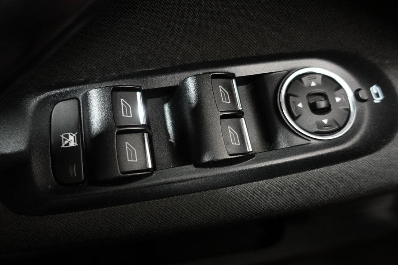 2010 Ford Mondeo - 14