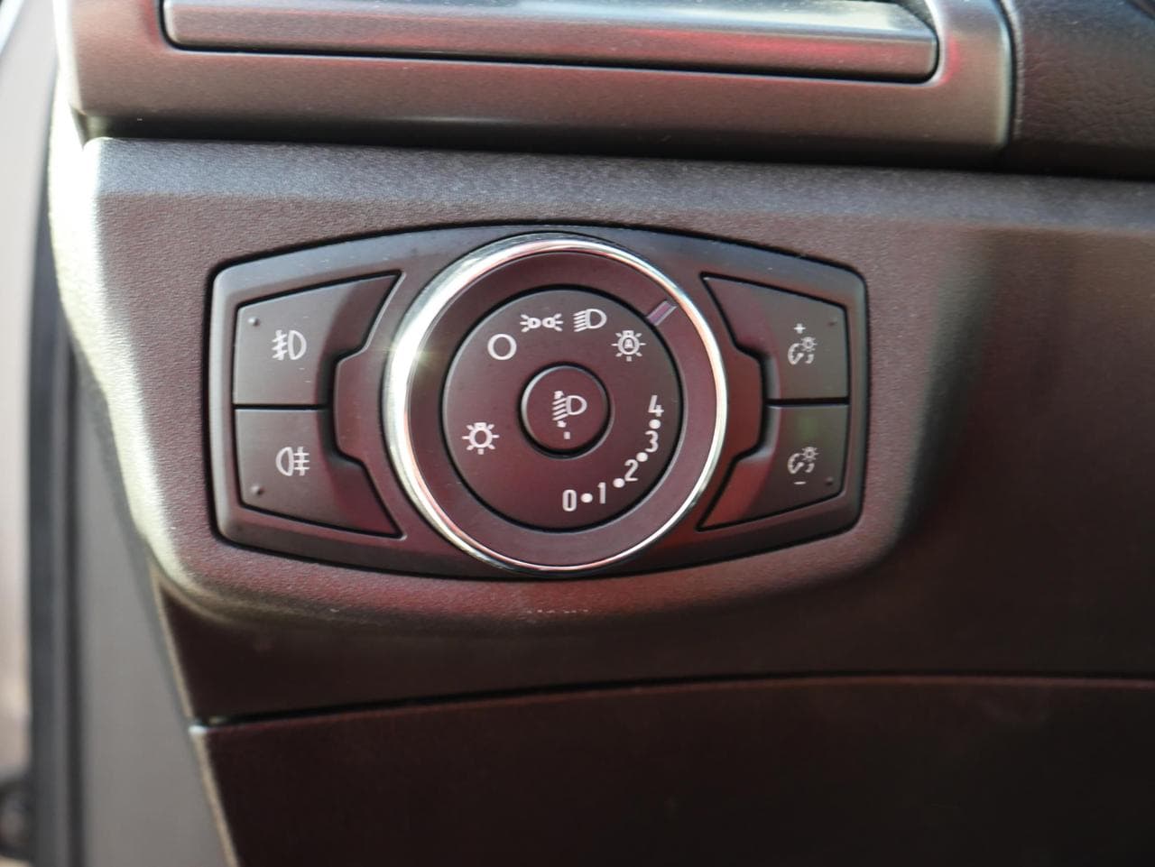 2015 Ford Mondeo - 16