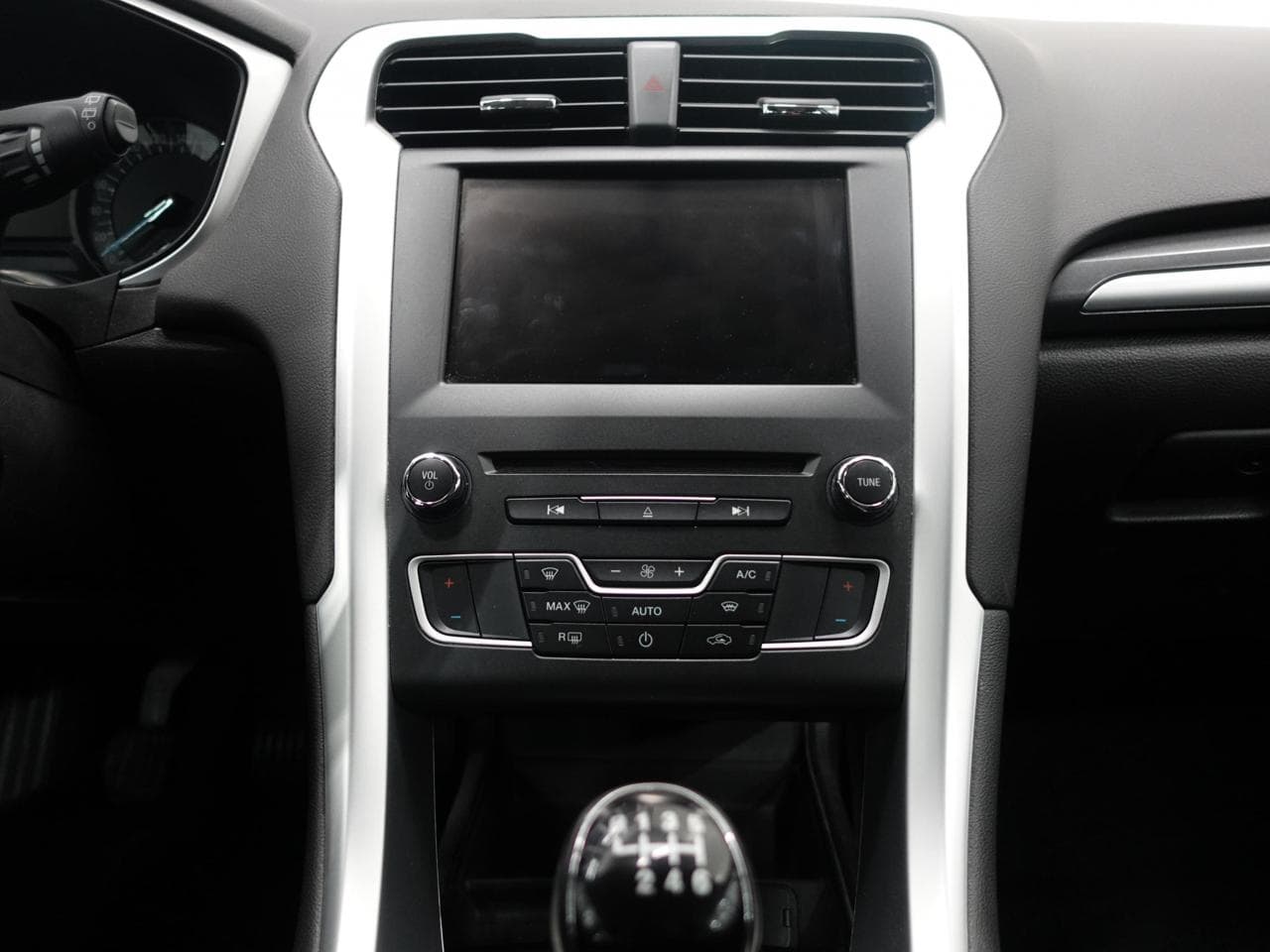 2016 Ford MONDEO - 13
