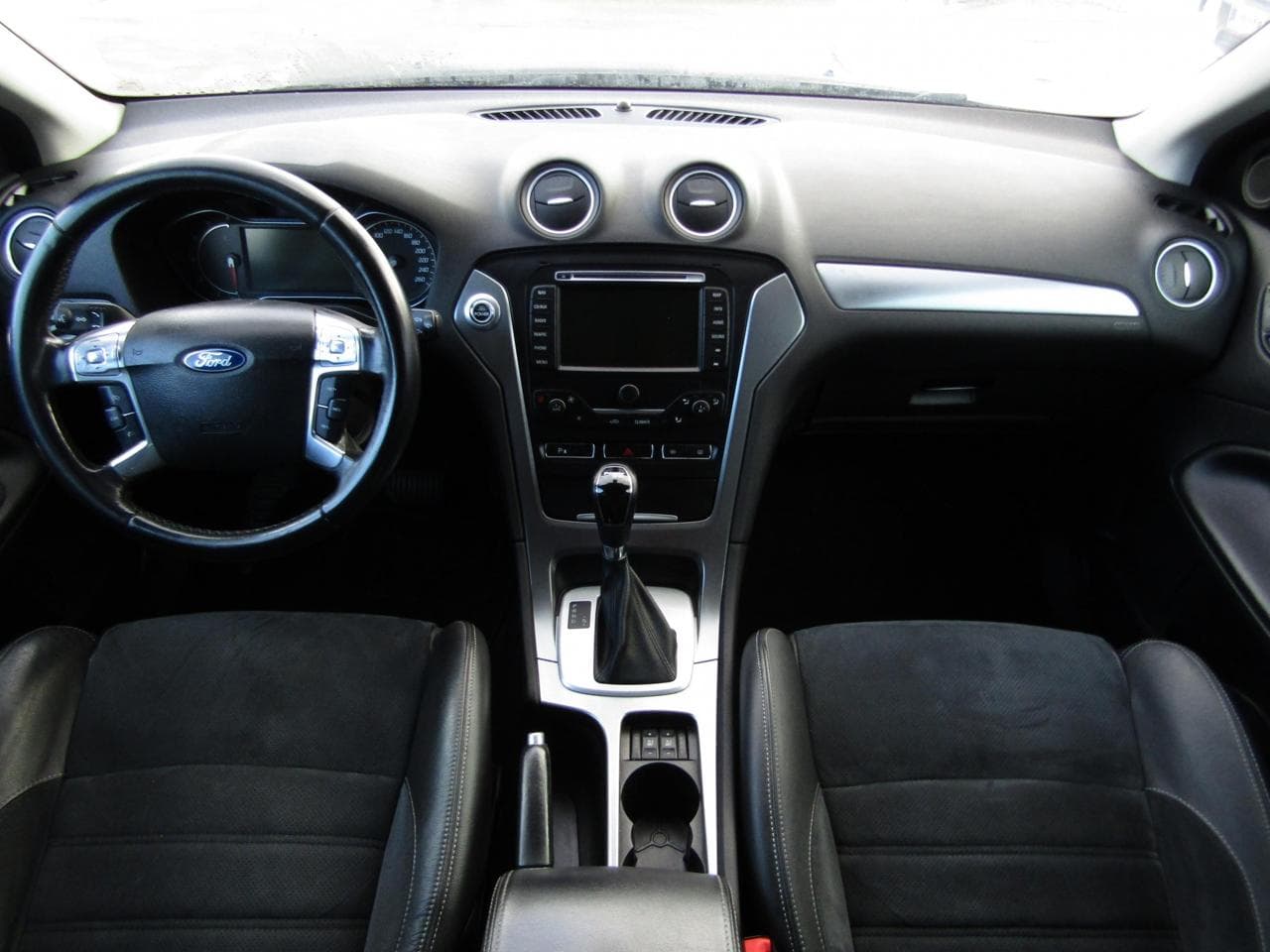 2012 Ford Mondeo - 8