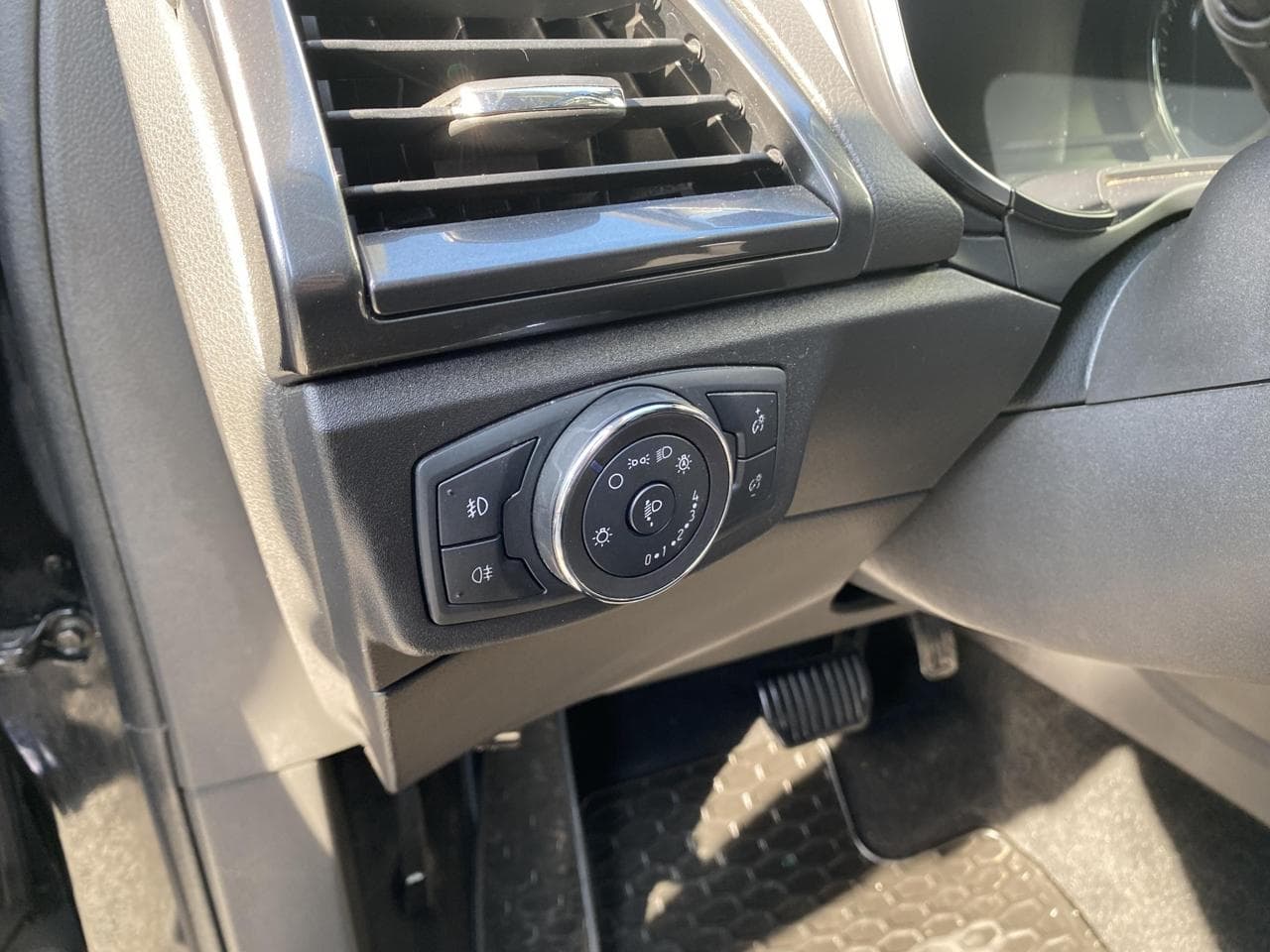 2019 Ford Mondeo - 15