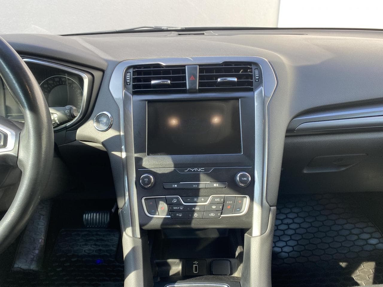 2019 Ford Mondeo - 12