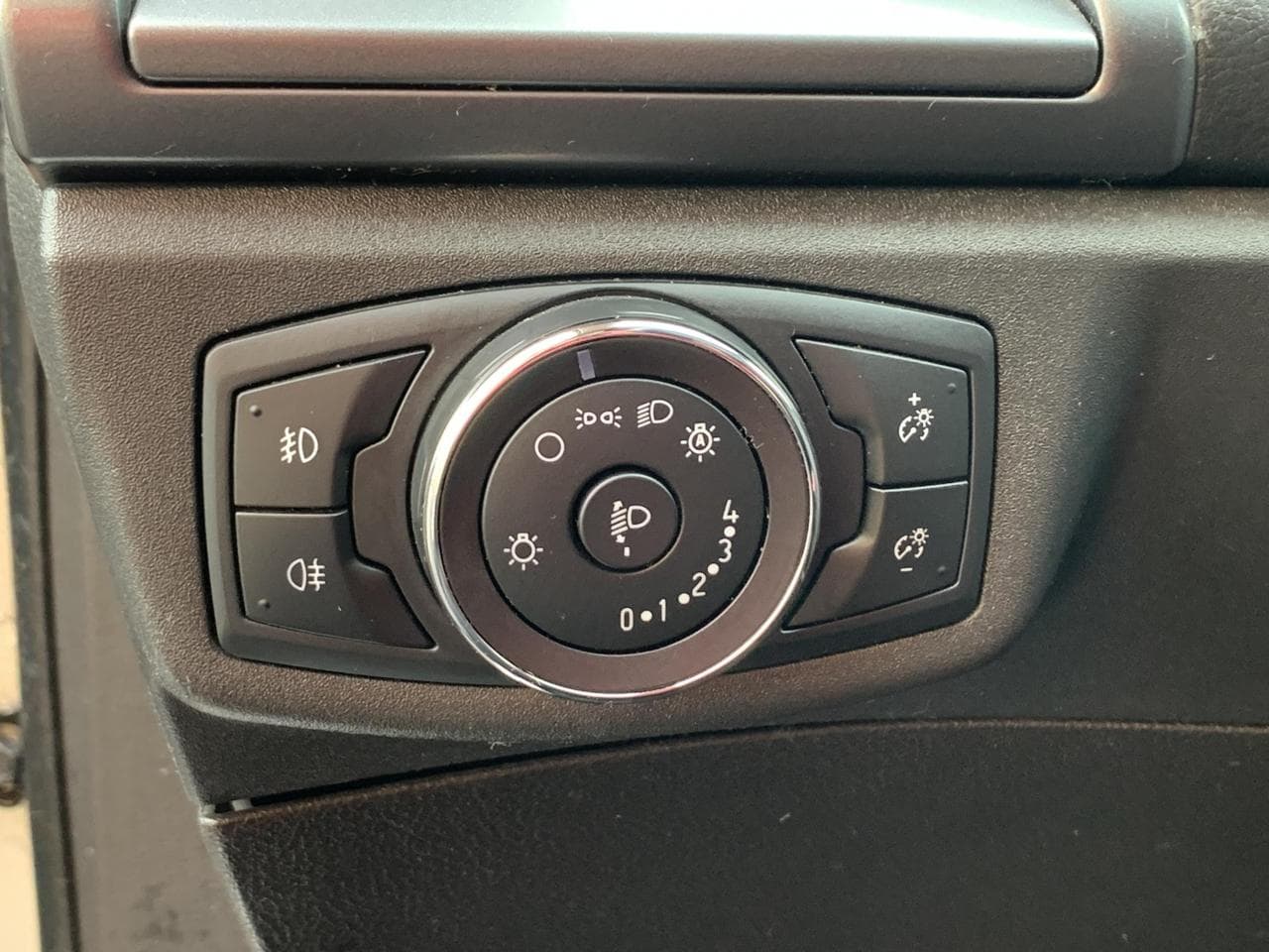 2019 Ford Mondeo - 16