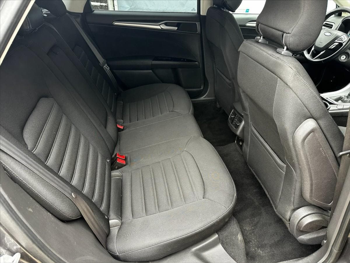 2015 Ford Mondeo - 14