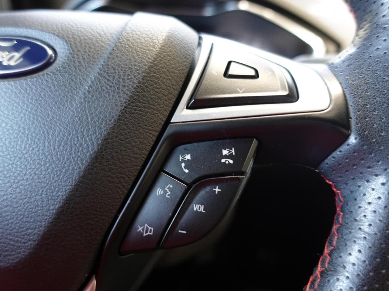 2018 Ford Mondeo - 16