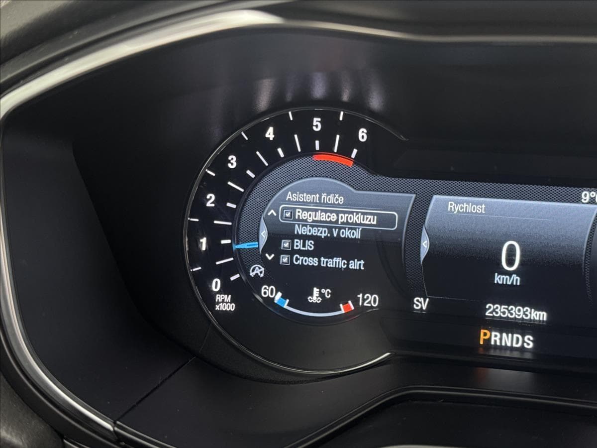 2020 Ford MONDEO - 14