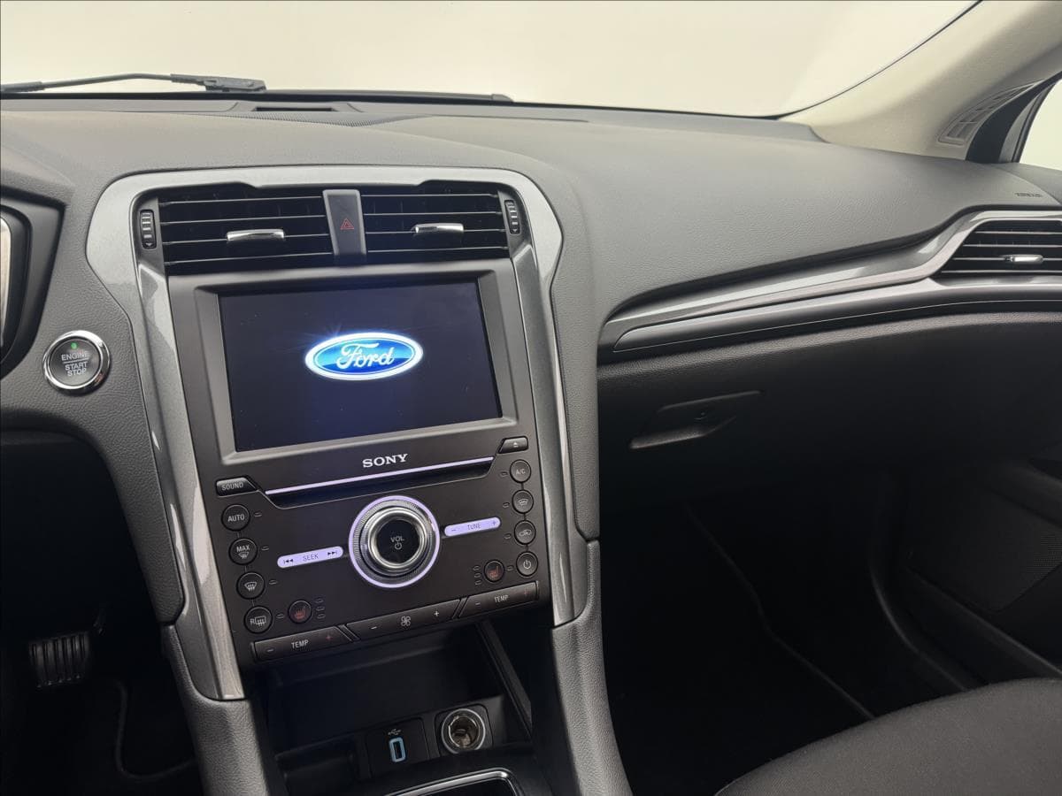 2020 Ford MONDEO - 18