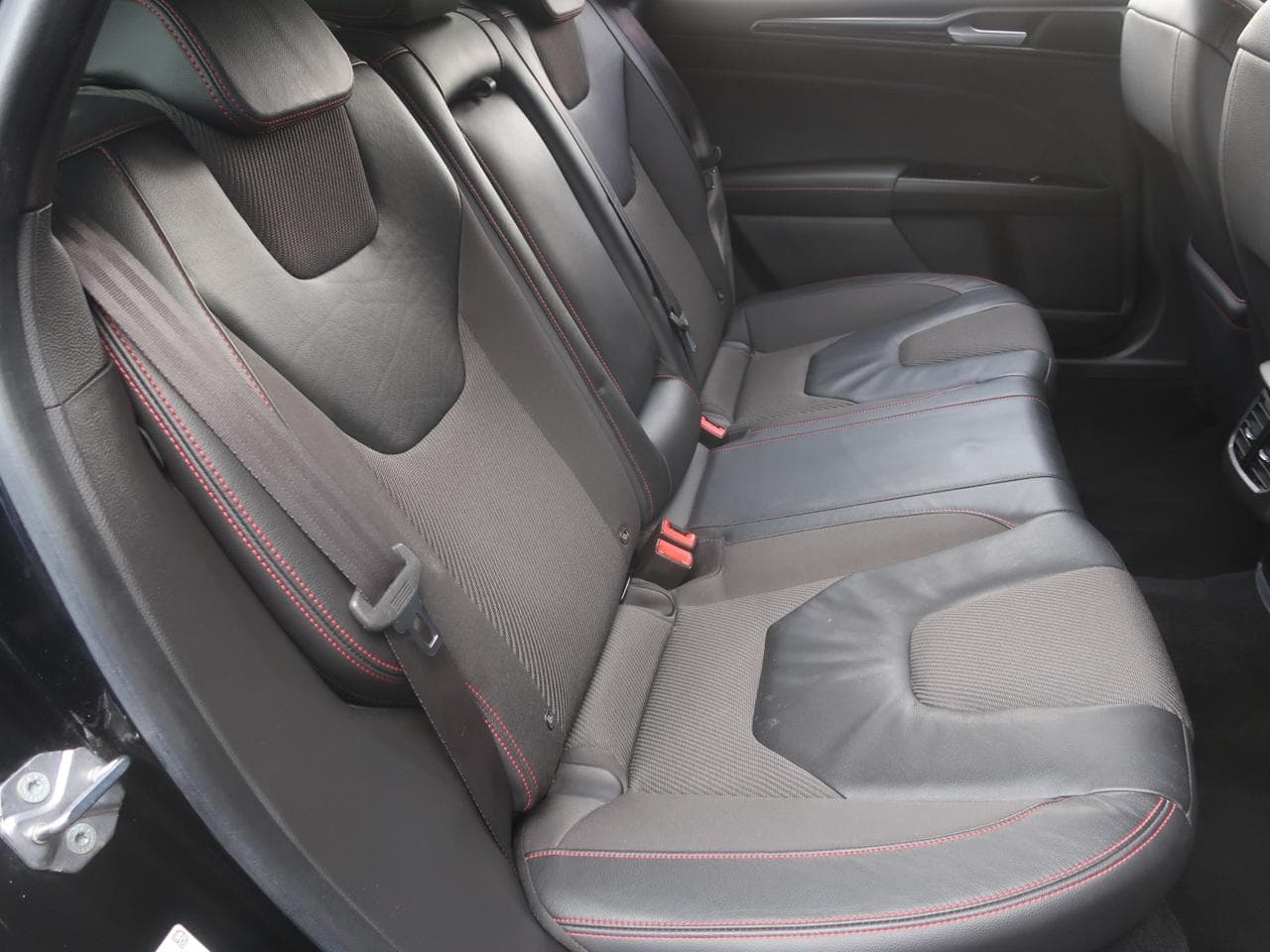 2018 Ford Mondeo - 13