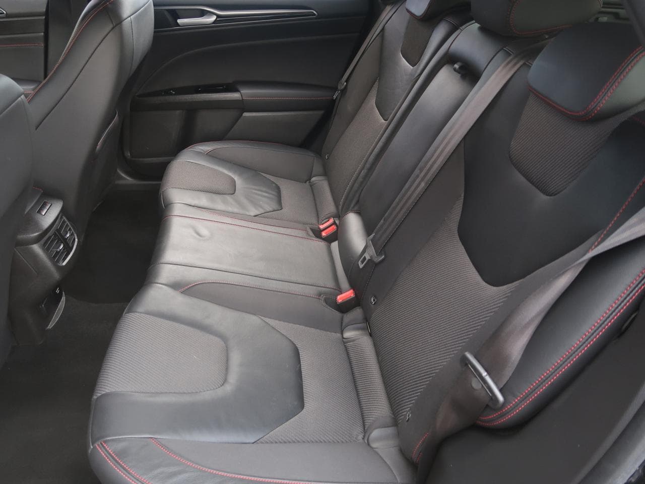 2018 Ford Mondeo - 15