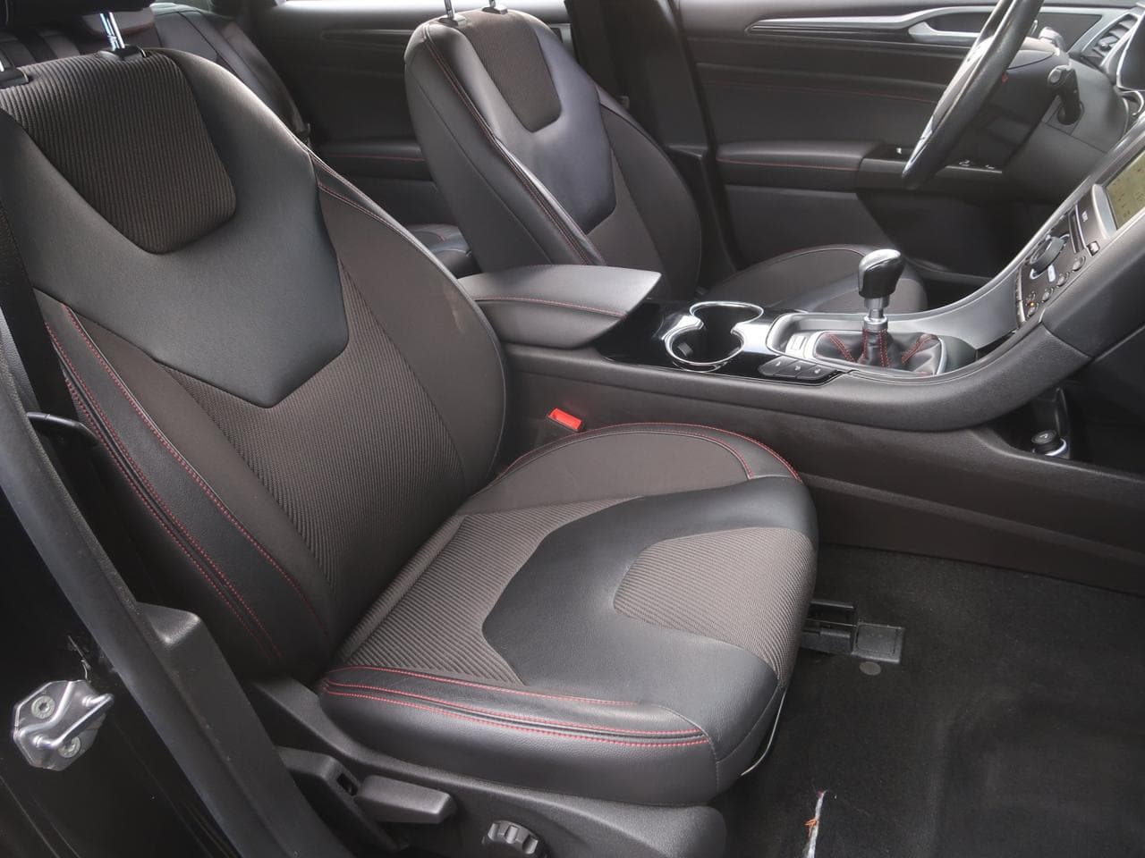 2018 Ford Mondeo - 12