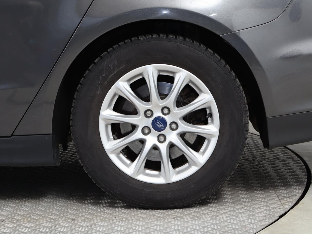 2017 Ford Mondeo - 19