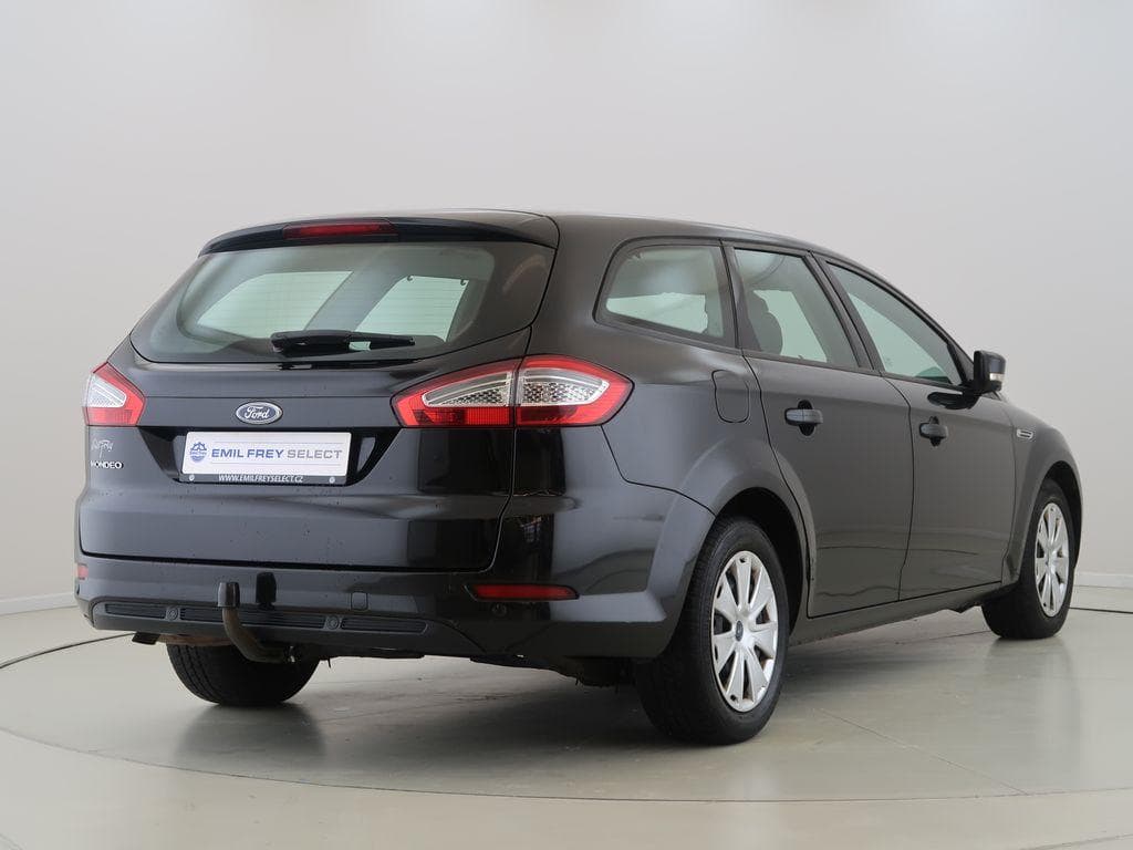 2013 Ford Mondeo - 9