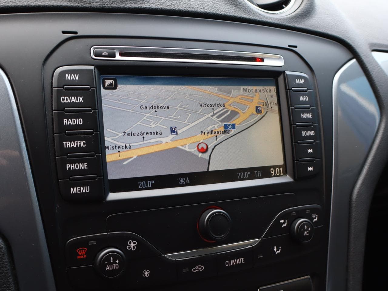 2011 Ford Mondeo - 33