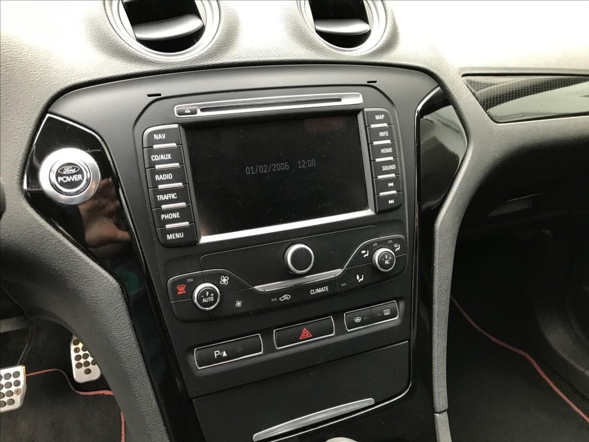 2010 Ford MONDEO - 14