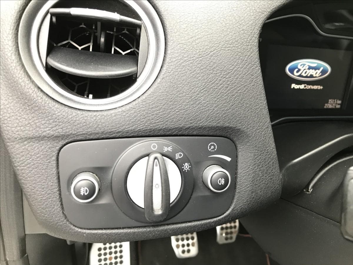 2010 Ford MONDEO - 16