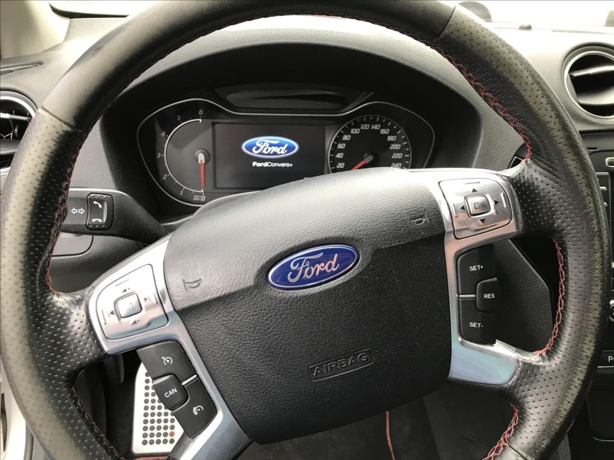 2010 Ford MONDEO - 13