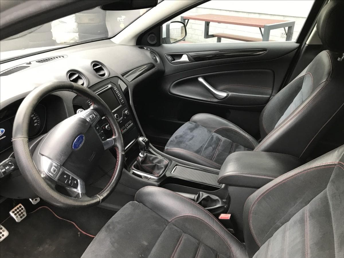 2010 Ford MONDEO - 11